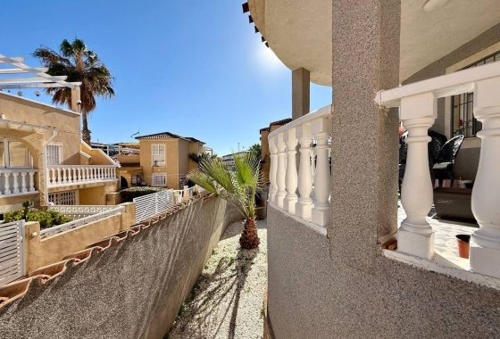 Resale - Villa - Orihuela Costa - Playa Flamenca