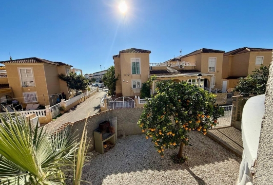 Resale - Villa - Orihuela Costa - Playa Flamenca