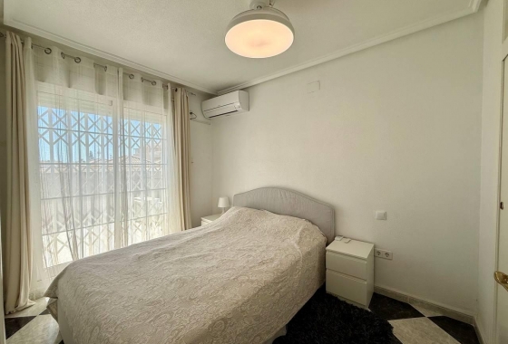 Resale - Villa - Orihuela Costa - Playa Flamenca