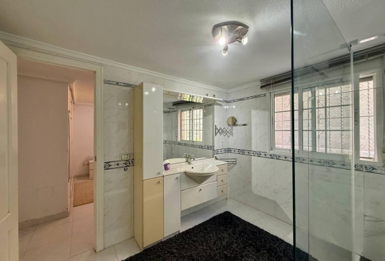 Resale - Villa - Orihuela Costa - Playa Flamenca