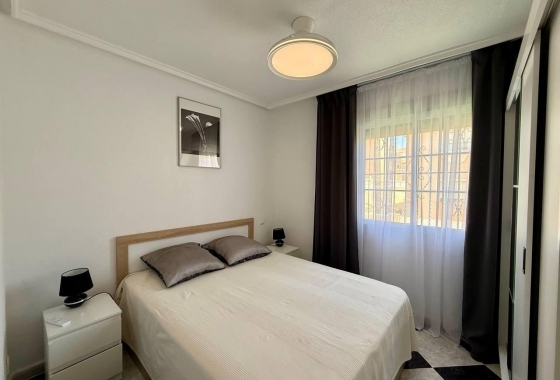 Resale - Villa - Orihuela Costa - Playa Flamenca