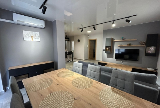 Herverkoop - Appartement / flat - Torrevieja - Estacion De Autobuses