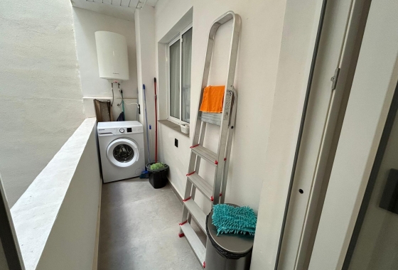 Herverkoop - Appartement / flat - Torrevieja - Estacion De Autobuses