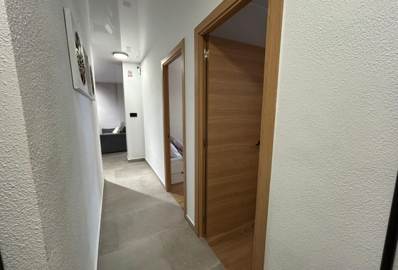 Herverkoop - Appartement / flat - Torrevieja - Estacion De Autobuses