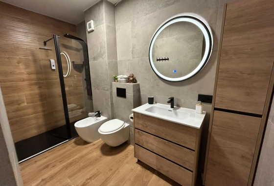 Herverkoop - Appartement / flat - Torrevieja - Estacion De Autobuses