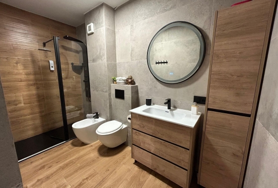 Herverkoop - Appartement / flat - Torrevieja - Estacion De Autobuses