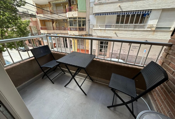 Herverkoop - Appartement / flat - Torrevieja - Estacion De Autobuses