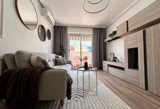 Reventa - Apartamento / piso - Torrevieja - Habaneras