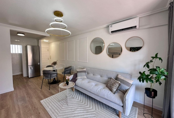 Reventa - Apartamento / piso - Torrevieja - Habaneras