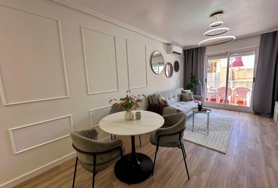 Reventa - Apartamento / piso - Torrevieja - Habaneras