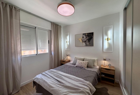 Reventa - Apartamento / piso - Torrevieja - Habaneras