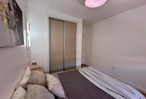 Reventa - Apartamento / piso - Torrevieja - Habaneras