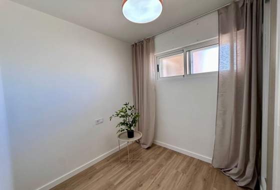 Reventa - Apartamento / piso - Torrevieja - Habaneras