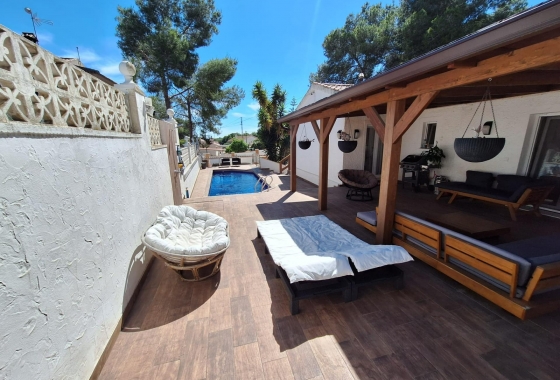 Resale - Villa - Pilar de la Horadada - Pinar de Campoverde