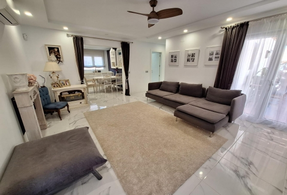 Resale - Villa - Pilar de la Horadada - Pinar de Campoverde