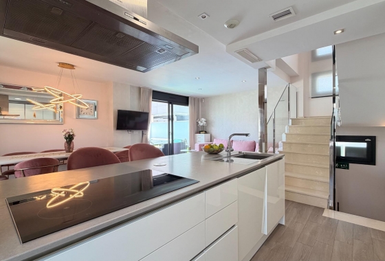 Återförsäljning - Villa - Torrevieja - aguas nuevas