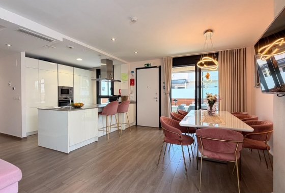 Återförsäljning - Villa - Torrevieja - aguas nuevas