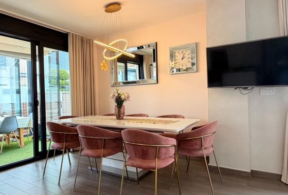 Återförsäljning - Villa - Torrevieja - aguas nuevas