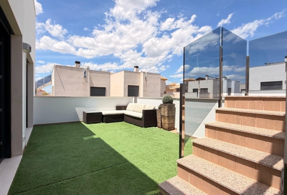 Återförsäljning - Villa - Torrevieja - aguas nuevas