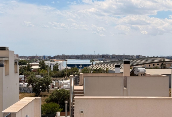 Återförsäljning - Villa - Torrevieja - aguas nuevas