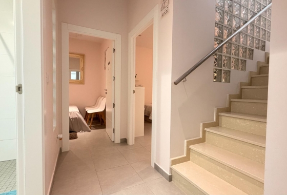 Återförsäljning - Villa - Torrevieja - aguas nuevas