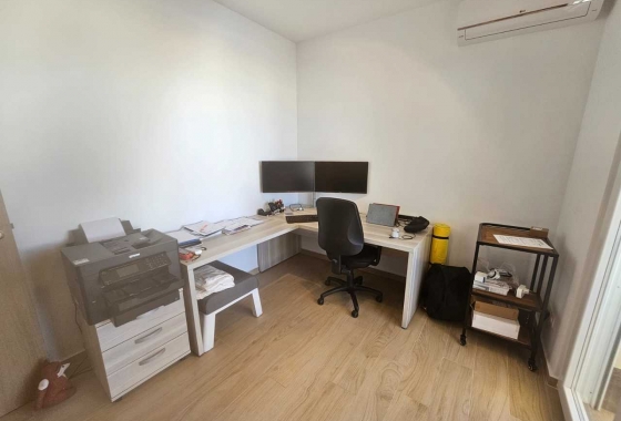 Resale - Villa - Torrevieja - Costa Blanca
