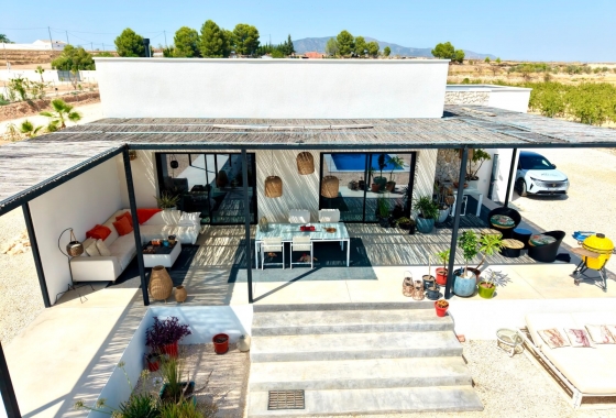 Återförsäljning - Villa - Pinoso