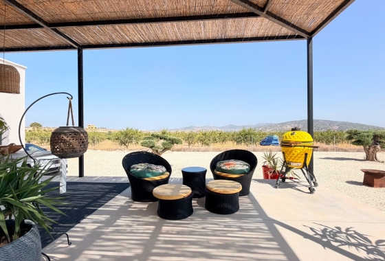 Resale - Villa - Pinoso - Inland