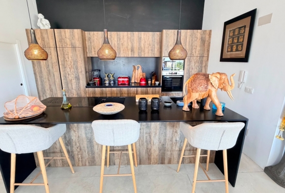 Resale - Villa - Pinoso - Inland