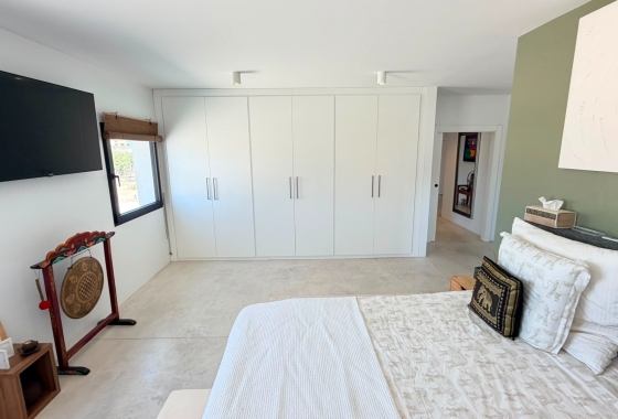 Resale - Villa - Pinoso - Inland