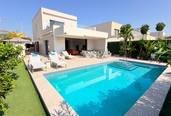 Wiederverkauf - Villa - Los Montesinos - Costa Blanca