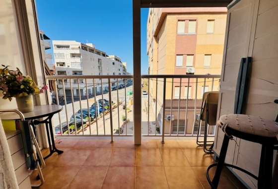Resale - Apartment / flat - La Mata - Puerto Romano