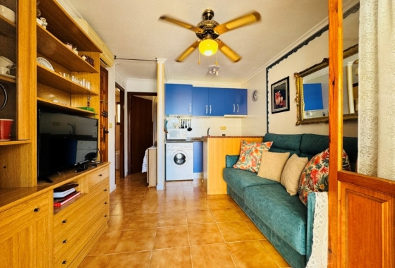 Resale - Apartment / flat - La Mata - Puerto Romano