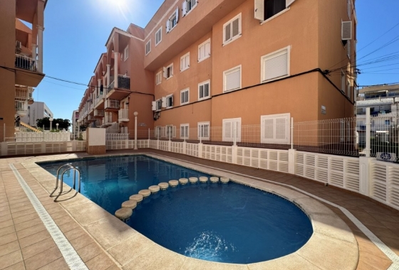 Resale - Apartment / flat - La Mata - Puerto Romano