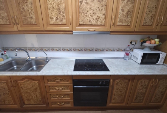 Resale - Apartment / flat - Torrevieja - Acequion