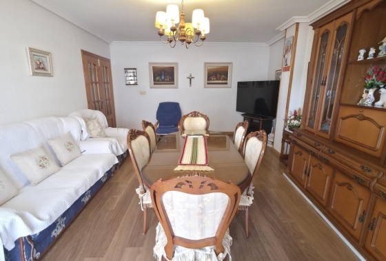 Resale - Apartment / flat - Torrevieja - Acequion