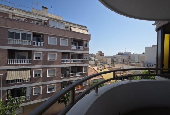 Resale - Apartment / flat - Torrevieja - Acequion