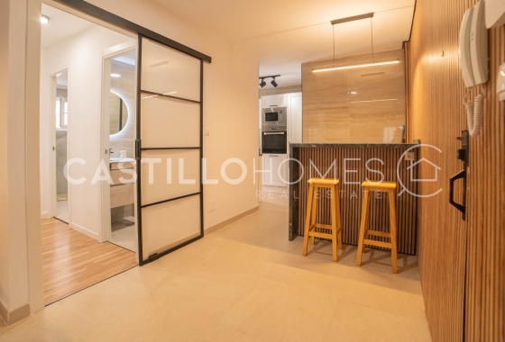 Resale - Apartment / flat - Torrevieja - Playa del Cura