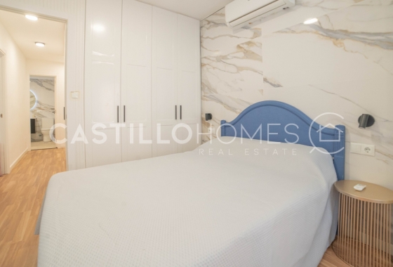 Resale - Apartment / flat - Torrevieja - Playa del Cura