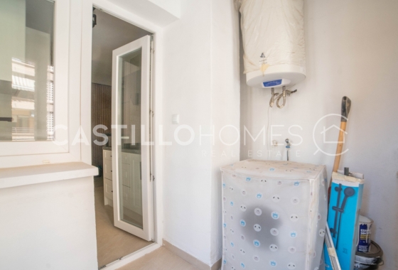 Resale - Apartment / flat - Torrevieja - Playa del Cura