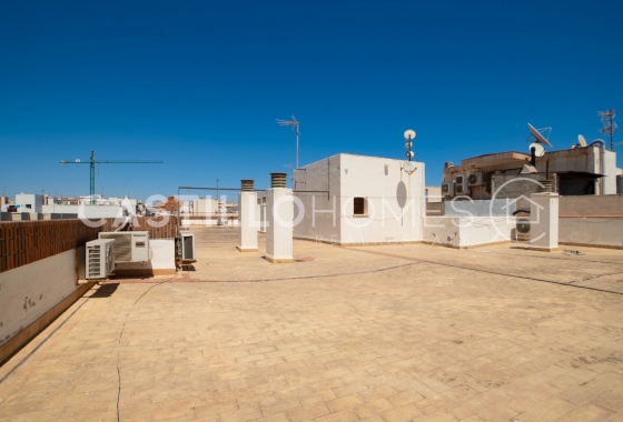 Resale - Apartment / flat - Torrevieja - Playa del Cura