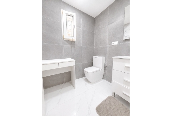 Resale - Villa - Orihuela Costa - Costa Blanca