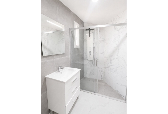 Resale - Villa - Orihuela Costa - Costa Blanca