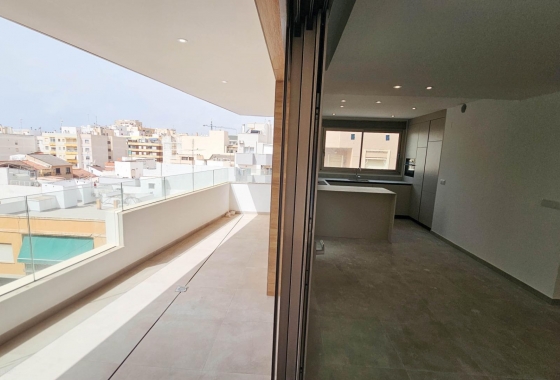 Resale - Penthouse - Torrevieja - Paseo Maritimo