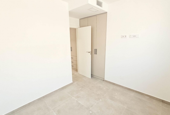 Resale - Penthouse - Torrevieja - Paseo Maritimo