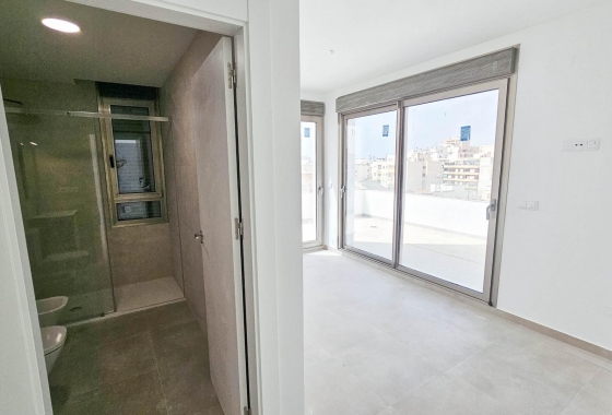 Resale - Penthouse - Torrevieja - Paseo Maritimo