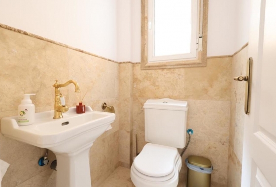 Resale - Villa - Orihuela Costa - Costa Blanca