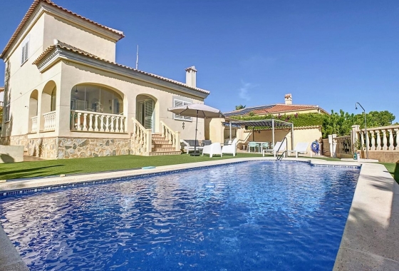 Herverkoop - Villa - Pinar de Campoverde - Inland