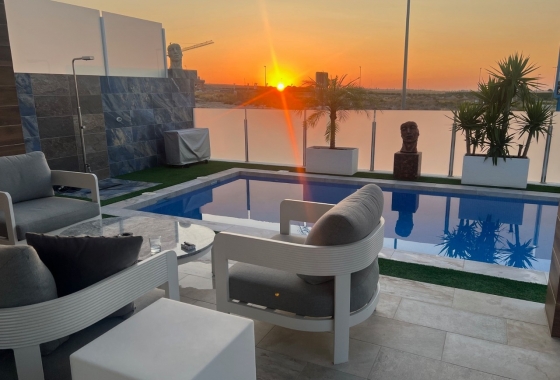 Перепродажа - Вилла - Los Montesinos - Costa Blanca