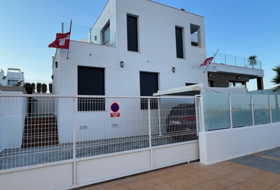 Перепродажа - Вилла - Los Montesinos - Costa Blanca